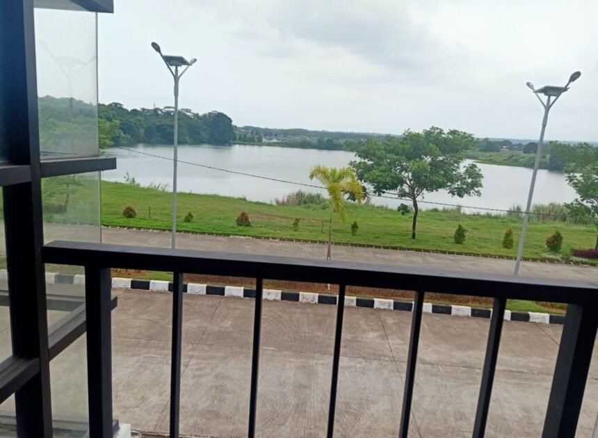 Ruko siap pakai 8 unit