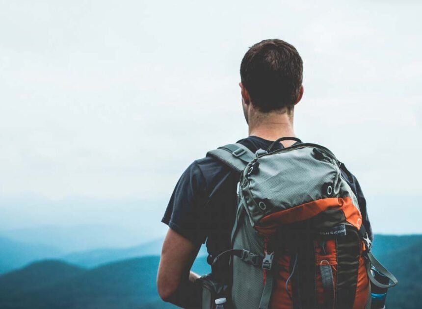 Thing That Need To Carry When Travelling